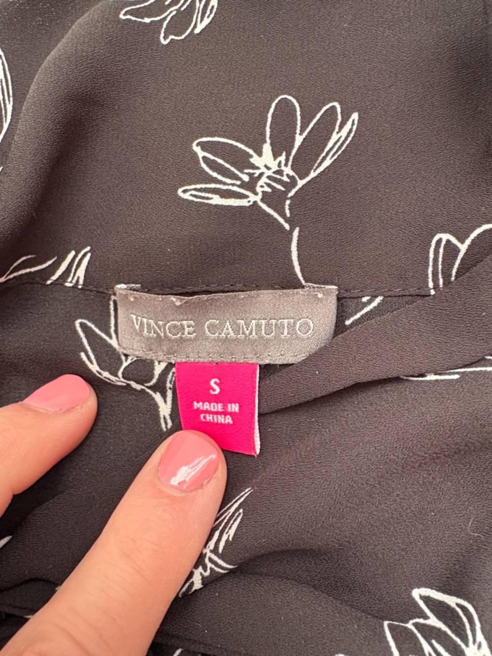 Vince Camuto Black Floral Tie-Neck Ruffle Hem Blouse - Picture 7 of 10
